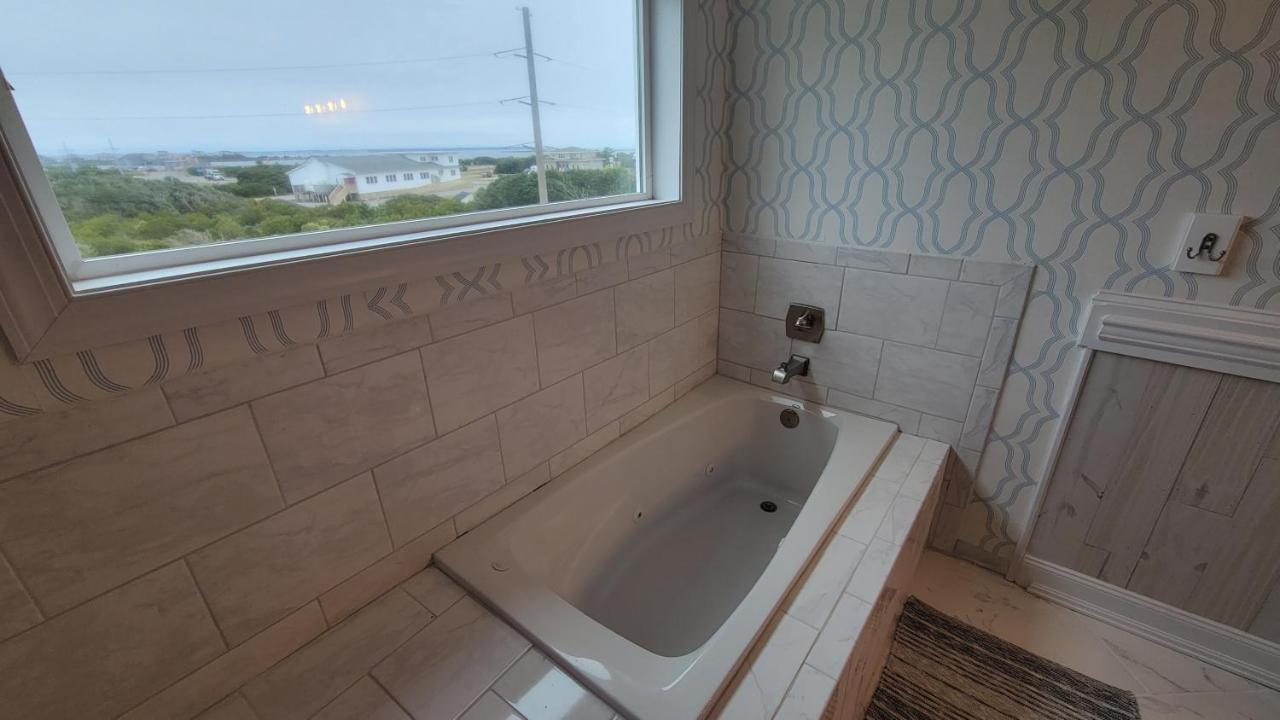 8018 Beach Rd, Semi-Oceanfront, Pool/Hot Tub Nags Head Extérieur photo