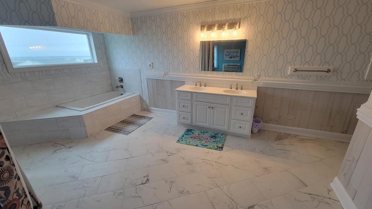 8018 Beach Rd, Semi-Oceanfront, Pool/Hot Tub Nags Head Extérieur photo