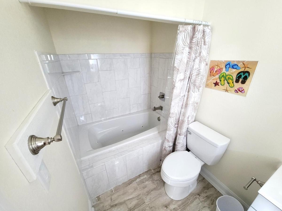 8018 Beach Rd, Semi-Oceanfront, Pool/Hot Tub Nags Head Extérieur photo